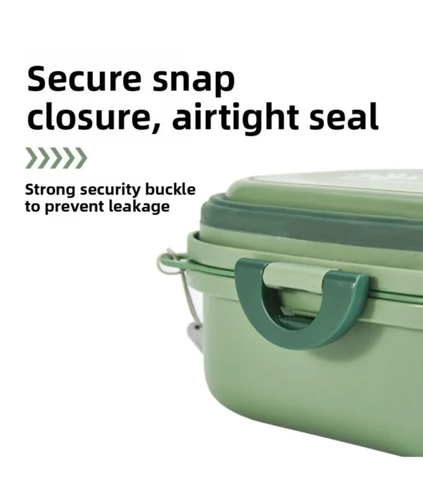 PetTrekGo Dog Travel Kit: Large 550ml Portable Water Bottle & Collapsible Food Bowl with Lid – Leak-Proof Hiking Essentials Bundle (Hook Green)